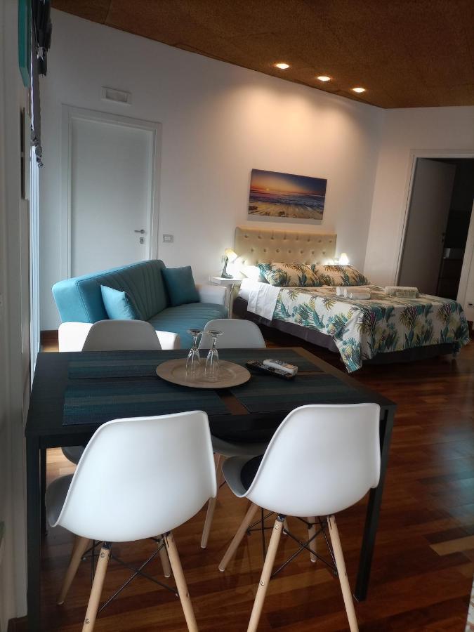 Regina Della Pace Apartments & Suite Con Sauna Monopoli Bagian luar foto