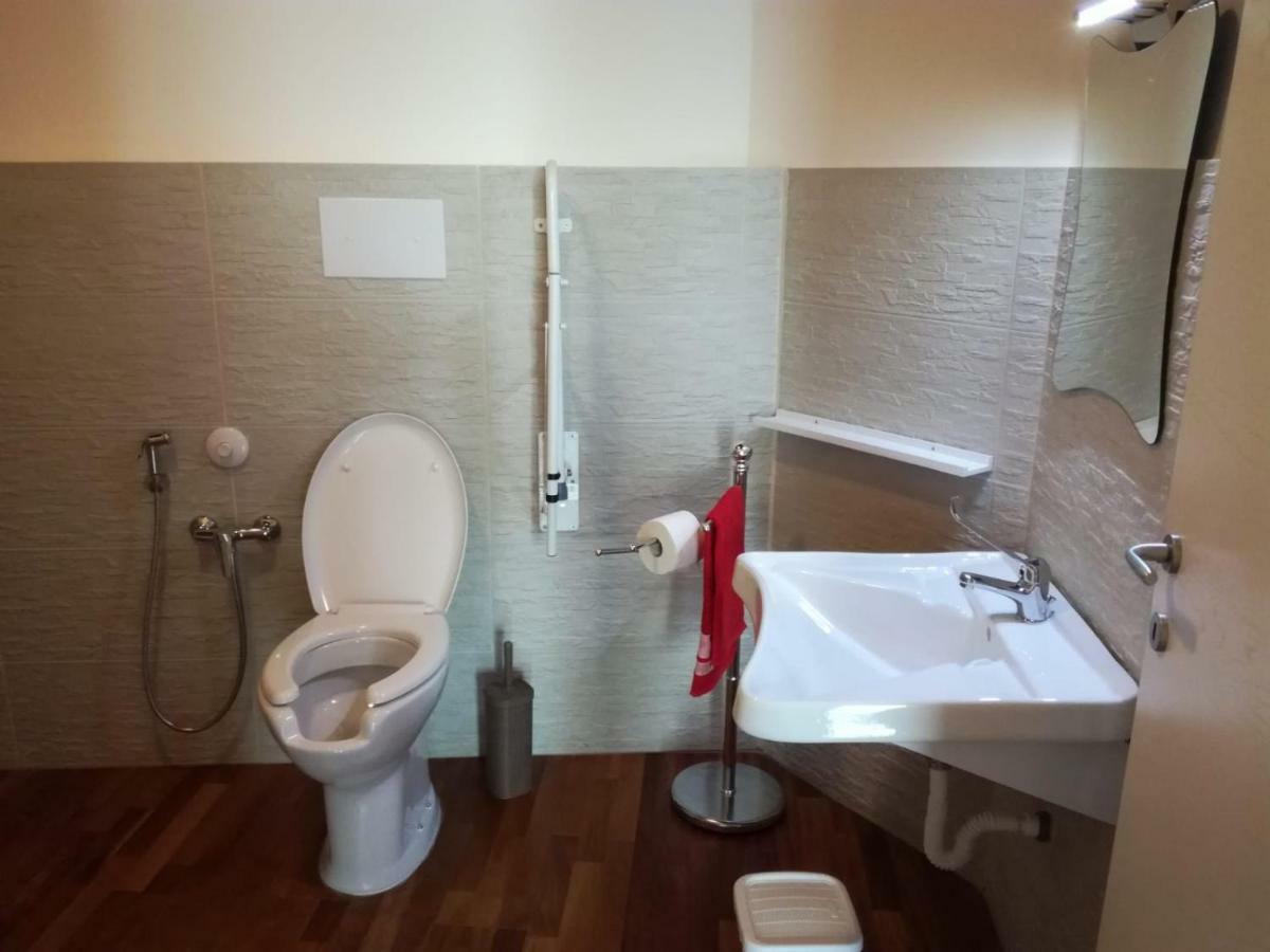 Regina Della Pace Apartments & Suite Con Sauna Monopoli Bagian luar foto
